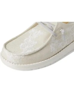 Hey Dude Wendy Floral Lace | Sneakers & Athletic Shoes -Shoe Vogue Shop 71HUJ0Sk2zL. AC SR736920