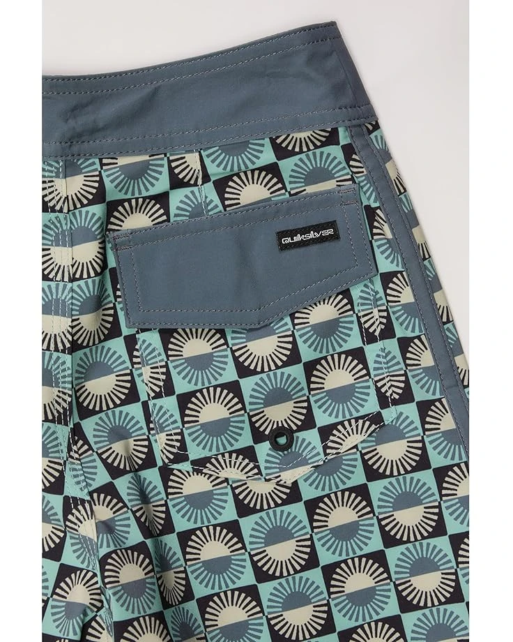 Quiksilver Kids Surfsilk Scallop (big Kids) | Shorts 4 Quiksilver Kids Surfsilk Scallop (big Kids) | Shorts - Image 2